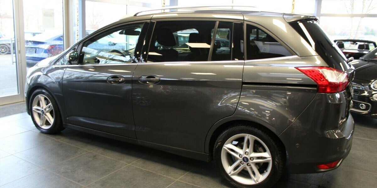Ford Grand C-Max 1.0 EcoBoost Titanium - 7-Sitzer - 61.290 km 11.980 &euro; Euskirchen 53881