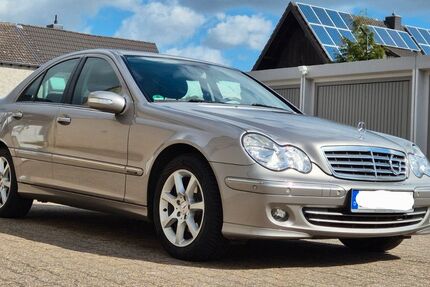 Mercedes-Benz C 180 85.400 km 9.999 &euro; Bornheim 53332