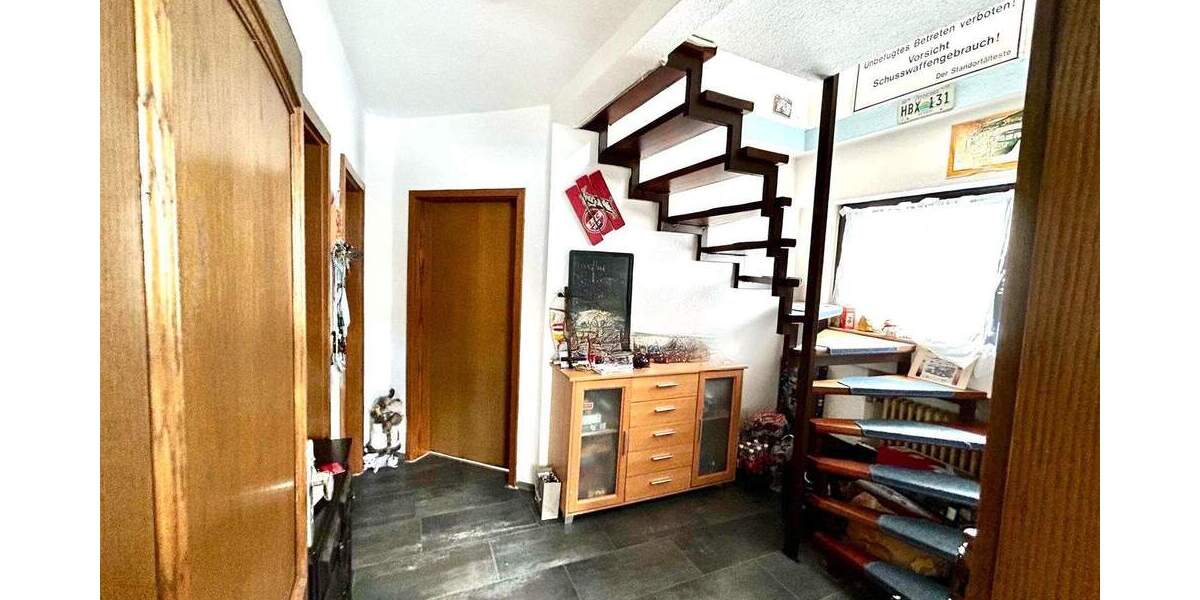 Mehrfamilienhaus, Wohnhaus Neuss Rosellen - 7 Zimmer, 155 m&sup2;, 495.000&euro; | Angebot:25687656