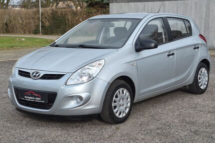 Hyundai i20 69.000 km 3.899 &euro; Jülich 52428