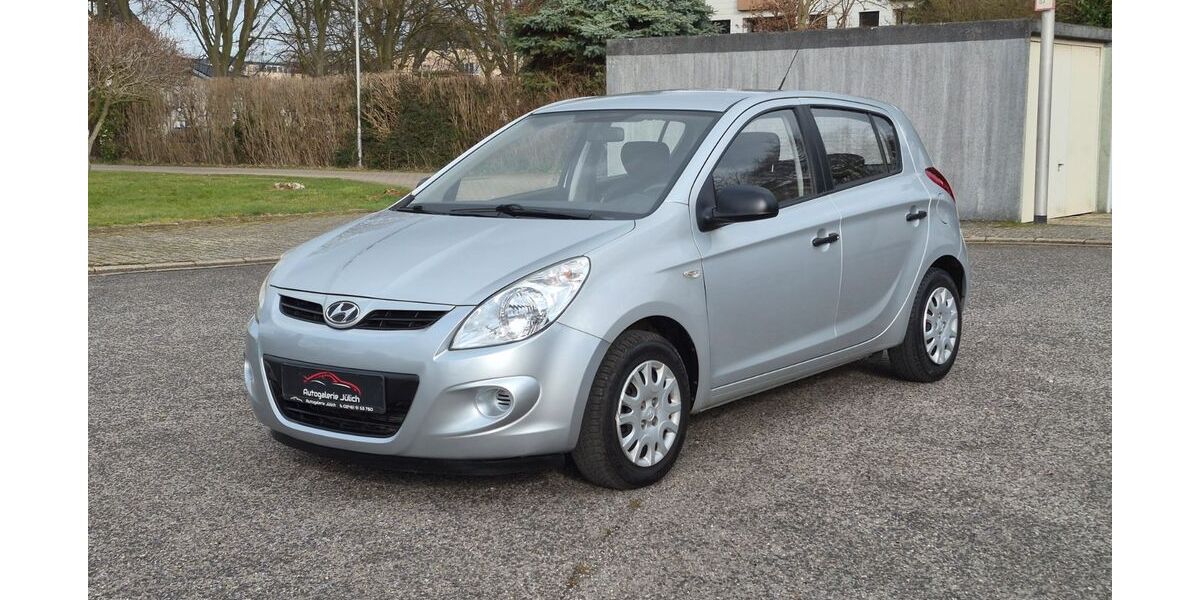 Hyundai i20 69.000 km 3.899 &euro; Jülich 52428