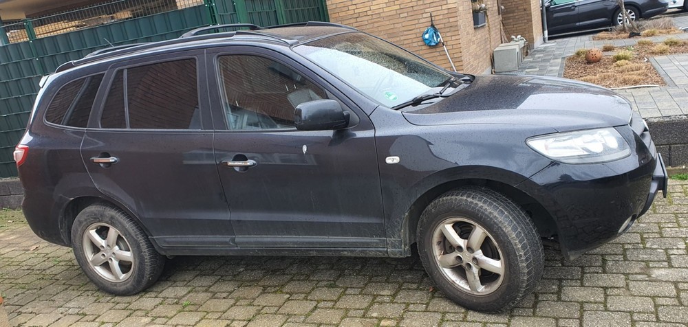 Hyundai Santa Fe 248.250 km 1.700 &euro; Bedburg 50181