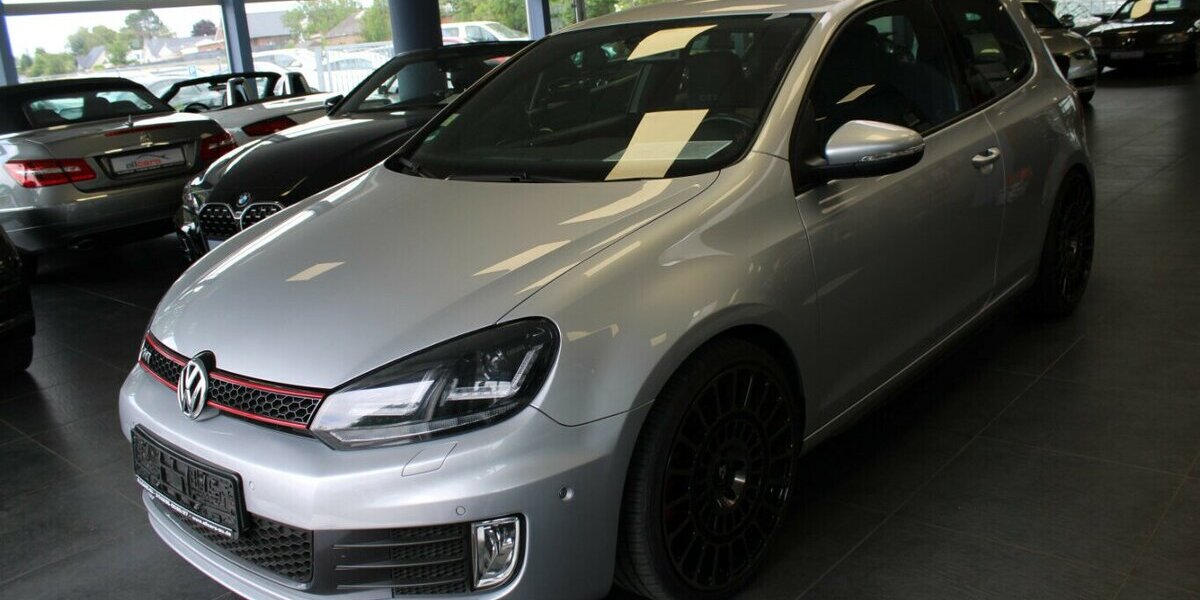 VW Golf 2.0 GTI DSG 101.082 km 12.980 &euro; Euskirchen 53881