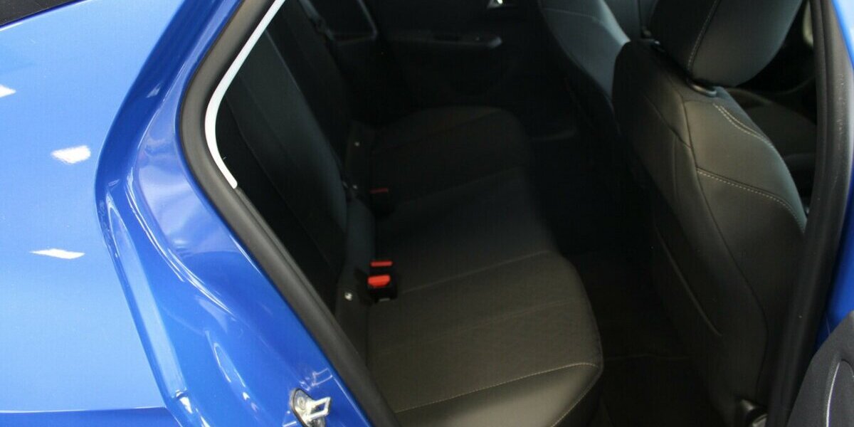 Opel Corsa 1.2 Direct inj Turbo Aut. Elegance 32.231 km 14.980 &euro; Euskirchen 53881