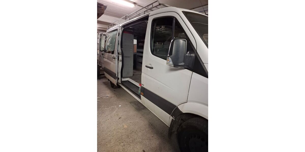 Mercedes-Benz Sprinter 158.246 km 9.995 &euro; Köln 51107