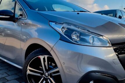 Peugeot 208 80.000 km 8.250 &euro; Brühl 50321