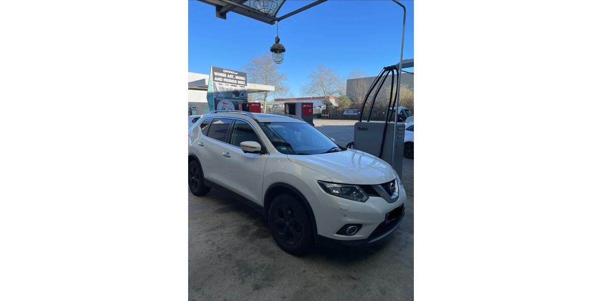 Nissan X-Trail 74.000 km 12.999 &euro; Köln 50999