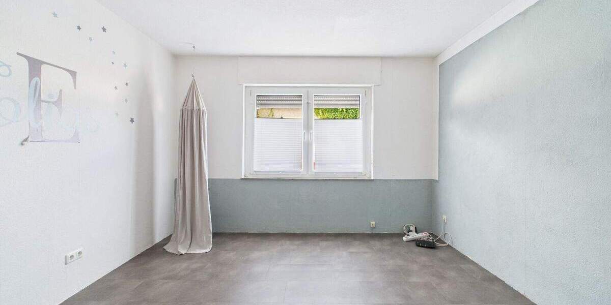 Einfamilienhaus Euskirchen Innenstadt - 7 Zimmer, 164 m&sup2;, 379.000&euro; | Angebot:25734195