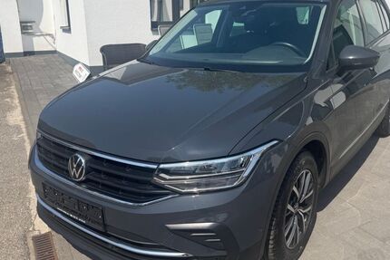 VW Tiguan 177.101 km 19.880 &euro; Hürth bei Köln 50354