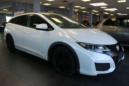 Honda Civic 106.817 km 9.980 &euro; Euskirchen-Flamersheim 53881