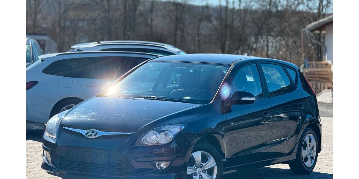 Hyundai i30 120.000 km 3.500 &euro; Langerwehe 52379