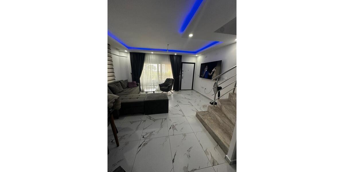 Einfamilienhaus Köln Mülheim - 4 Zimmer, 195 m&sup2;, 199.000&euro; | Angebot:25304635