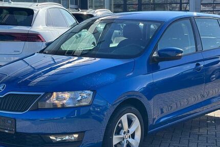 Skoda Rapid 88.055 km 8.990 &euro; Düren 52351