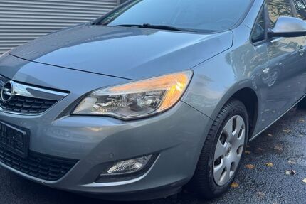 Opel Astra 180.000 km 3.450 &euro; Köln 51107