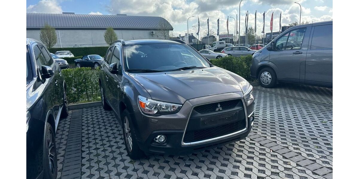 Mitsubishi ASX 83.600 km 8.990 &euro; Wesseling - Köln 50389