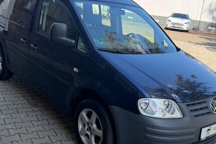 VW Caddy 238.168 km 2.890 &euro; Köln 51069