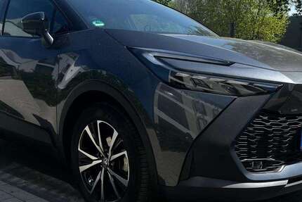 Toyota C-HR 9.250 km 28.000 &euro; Brühl, Stadt 50321