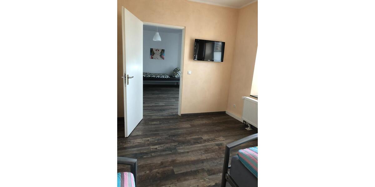 Mehrfamilienhaus, Wohnhaus Jüchen - 22 Zimmer, 450 m&sup2;, 425.000&euro; | Angebot:24382961