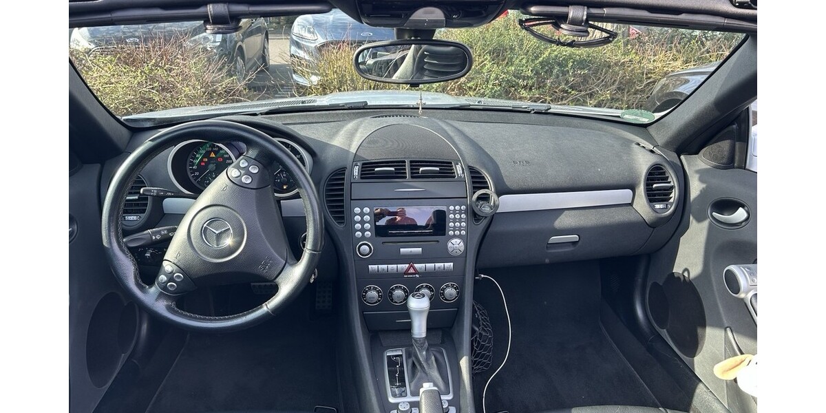 Mercedes-Benz SLK 200 145.000 km 9.800 &euro; Hürth 50354