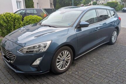 Ford Focus 142.000 km 10.800 &euro; Niederkassel 53859