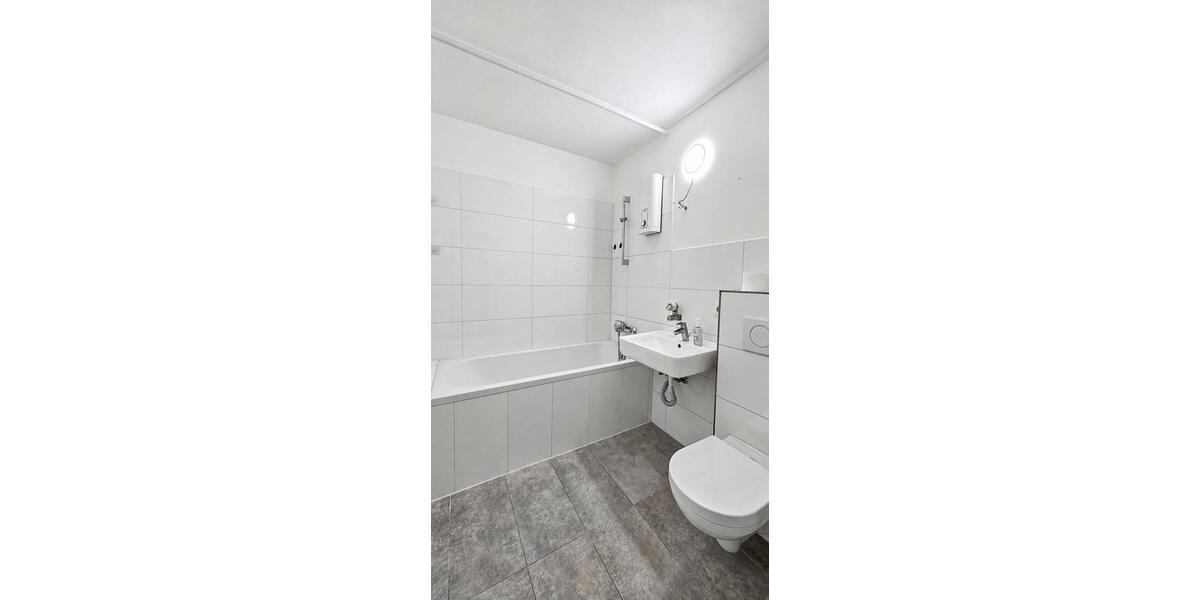 Etagenwohnung Leverkusen - 3 Zimmer, 81 m&sup2;, 129.000&euro; | Angebot:27296050