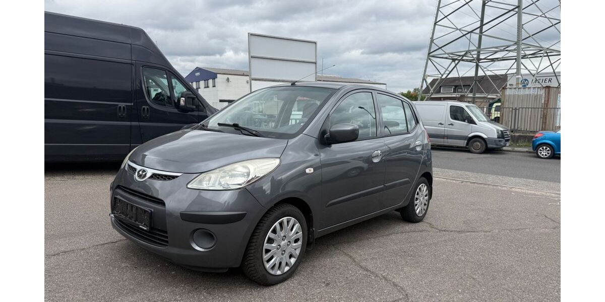 Hyundai i10 125.600 km 2.499 &euro; Leverkusen 51373