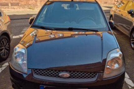 Ford Fiesta 236.000 km 2.899 &euro; Köln 51103