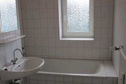 Wohnung Köln Mülheim - 3 Zimmer, 65 m&sup2;, 406&euro; | Angebot:27122727