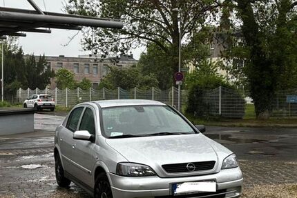 Opel Astra 190.280 km 2.399 &euro; Düren 52349