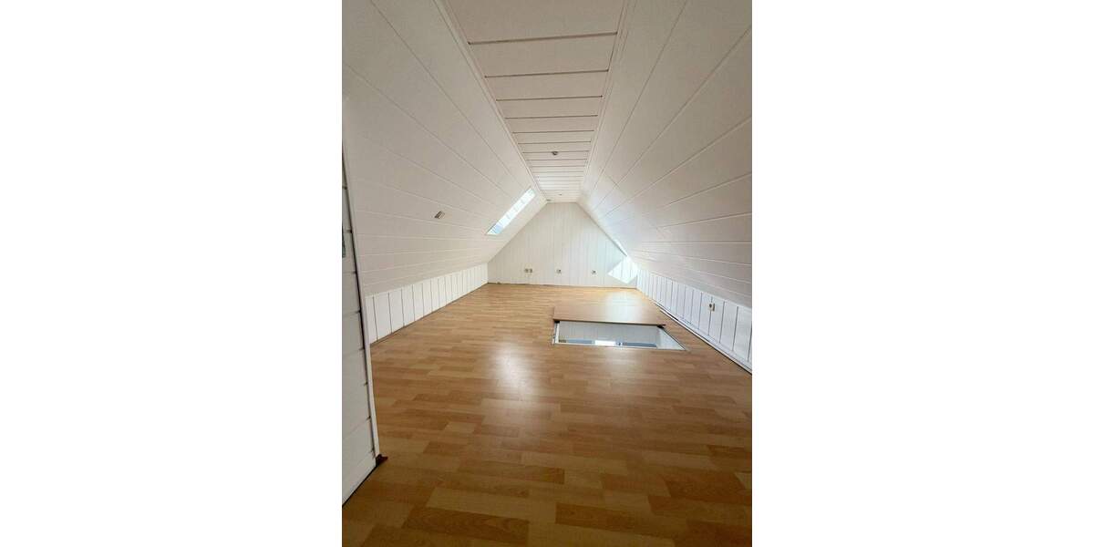 Etagenwohnung Erftstadt Köttingen - 3 Zimmer, 82 m&sup2;, 249.000&euro; | Angebot:25800682