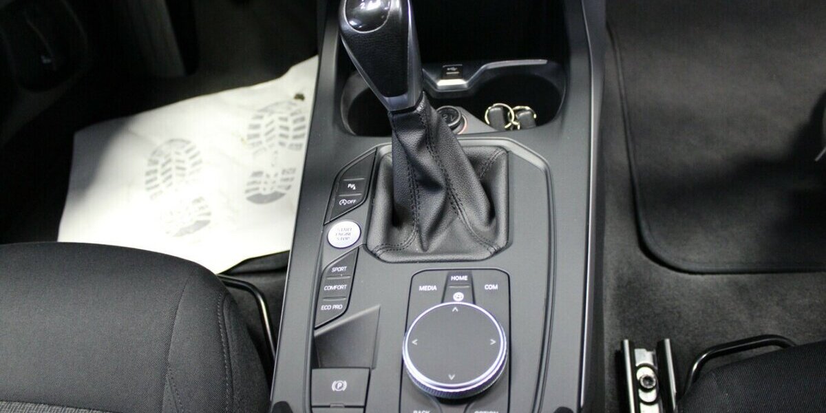 BMW 118 118i Advantage 42.654 km 17.980 &euro; Euskirchen 53881