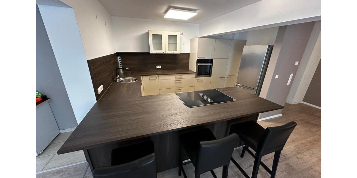 Erdgeschoßwohnung Nideggen - 2.5 Zimmer, 128 m&sup2;, 1.000&euro; | Angebot:25867922