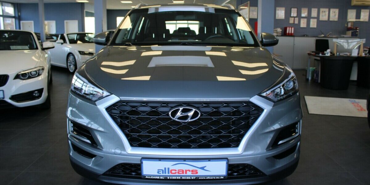 Hyundai Tucson 1.6 GDi 2WD AHK + Navi + Kamera + AHK 77.410 km 14.980 &euro; Euskirchen 53881