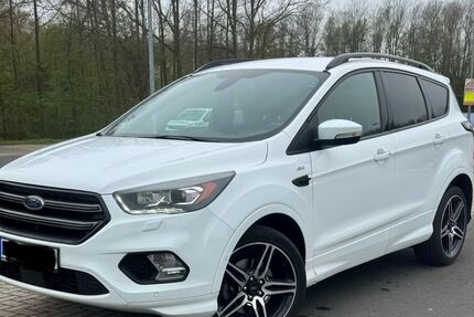 Ford Kuga 165.000 km 12.999 &euro; Bergheim 50126