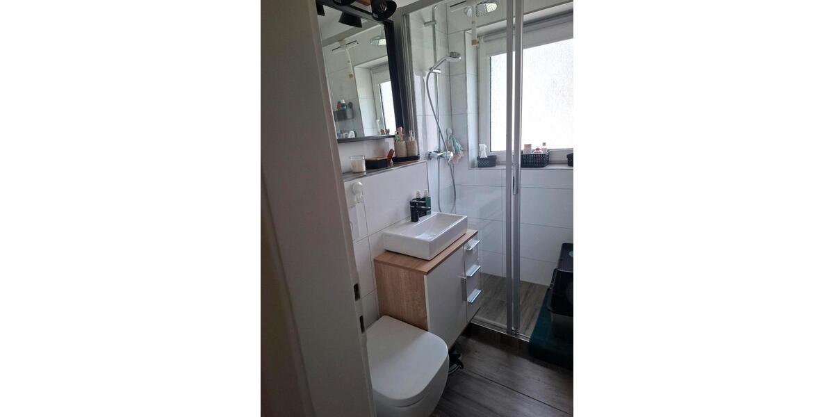 Hochparterre Köln Kalk - 3 Zimmer, 57 m&sup2;, 786&euro; | Angebot:25944961