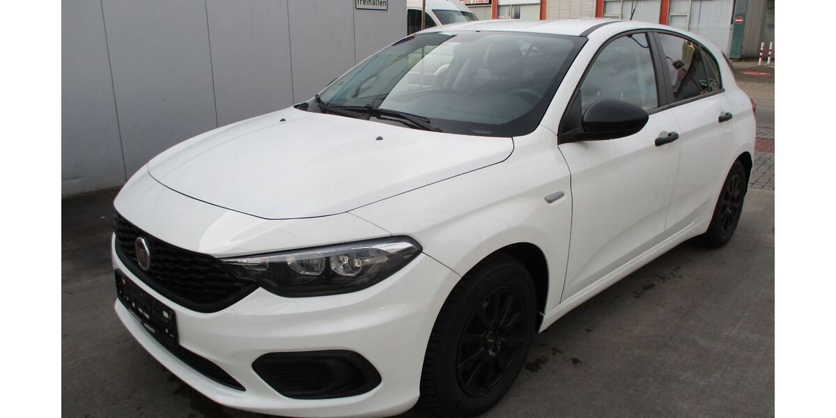 Fiat Tipo 89.010 km 8.570 &euro; Köln 51105