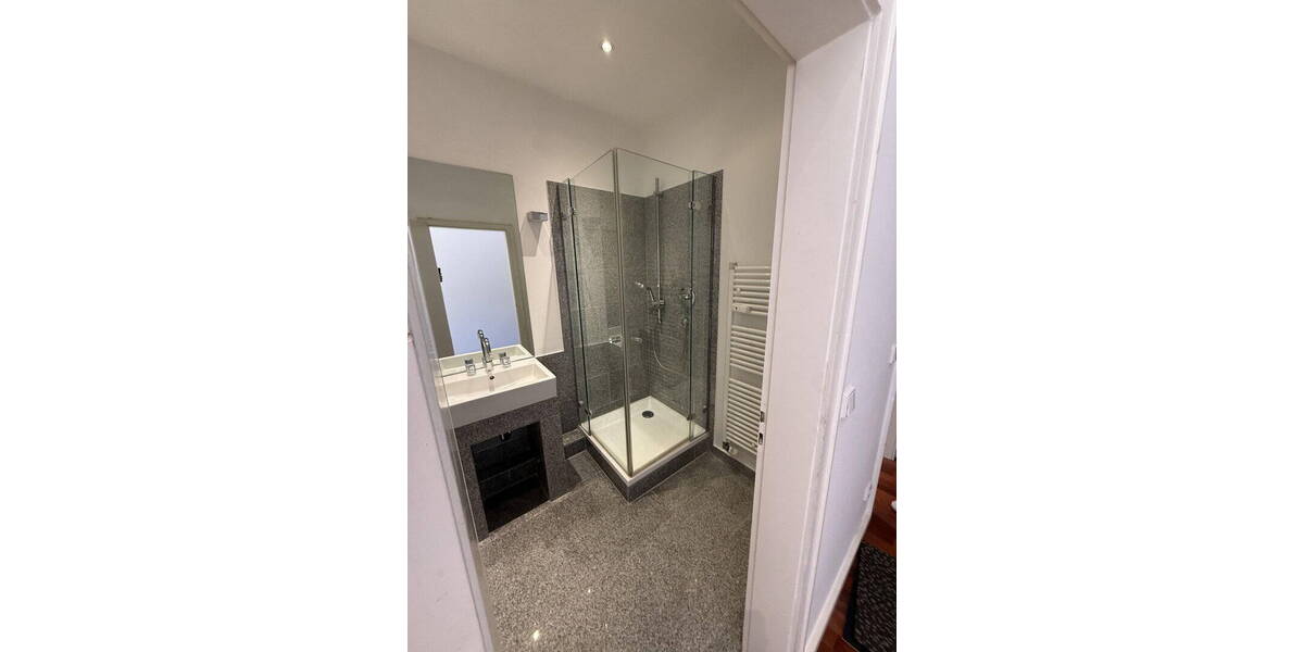 Etagenwohnung Köln Neustadt-Nord - 2 Zimmer, 94 m&sup2;, 1.692&euro; | Angebot:26835861