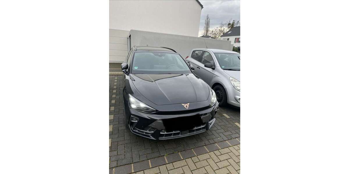 Cupra Leon 2.800 km 34.250 &euro; Kerpen 50171