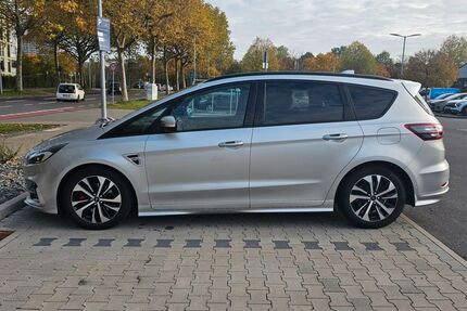 Ford S-Max 117.250 km 21.490 &euro; Köln 50765