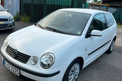 VW Polo 130.000 km 1.690 &euro; köln 50739