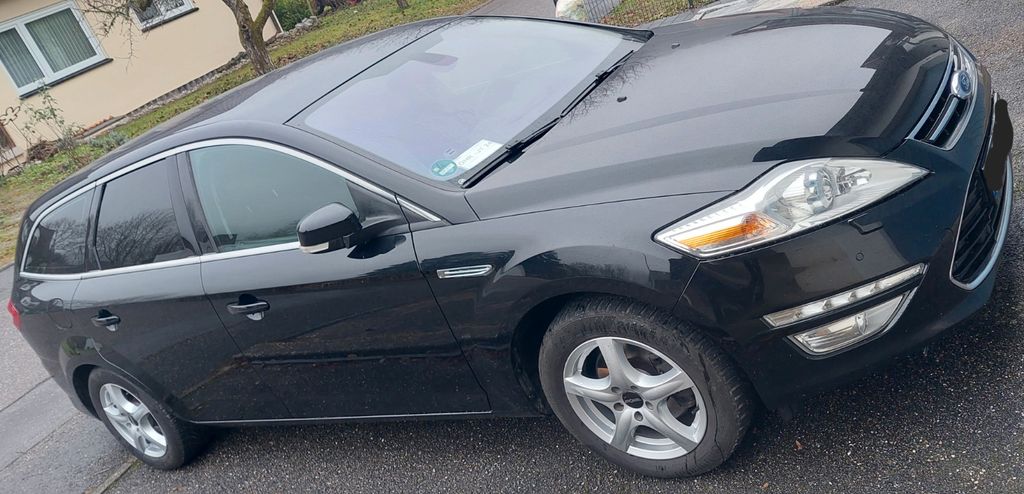 Ford Mondeo 144.000 km 8.600 &euro; Köln 50677