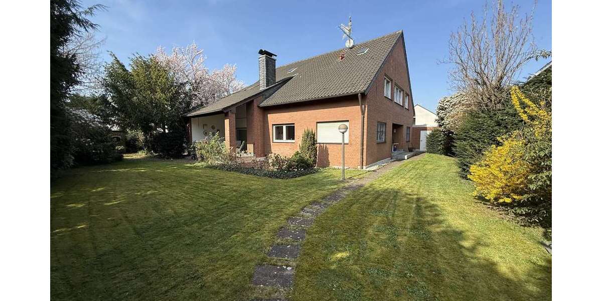 Einfamilienhaus Köln Porz - 9 Zimmer, 296 m&sup2;, 1.390.000&euro; | Angebot:25756799