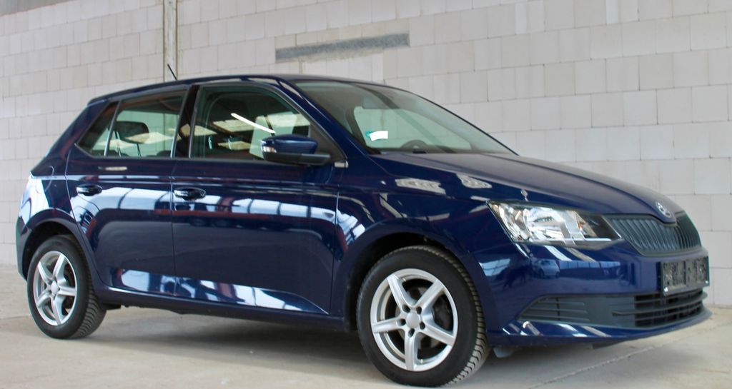 Skoda Fabia 139.789 km 5.500 &euro; Düren 52355