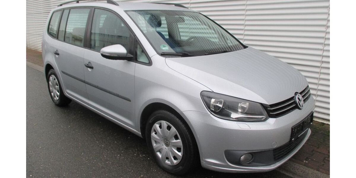 VW Touran 327.000 km 4.888 &euro; Köln 50933