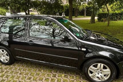 VW Golf 196.000 km 1.750 &euro; Grevenbroich 41516