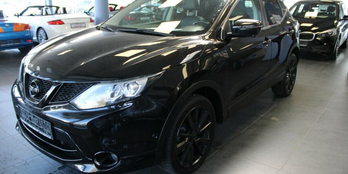 Nissan Qashqai 1.6 dCi Xtronic TEKNA - Pano - AHK - 108.138 km 14.980 &euro; Euskirchen 53881