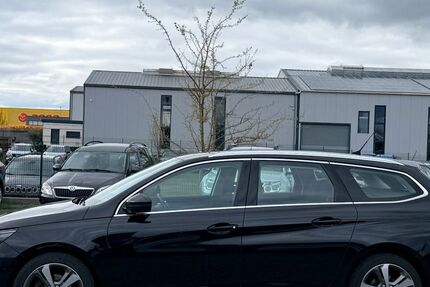 Peugeot 308 150.000 km 7.850 &euro; Düren 52351