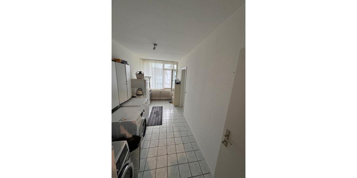 Etagenwohnung Niederkassel - 3 Zimmer, 73 m&sup2;, 135.000&euro; | Angebot:24416299