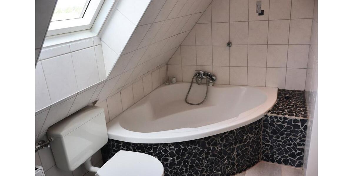 Einfamilienhaus Jüchen - 6 Zimmer, 150 m&sup2;, 449.000&euro; | Angebot:26778715