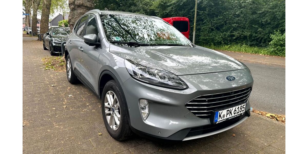 Ford Kuga 101.000 km 22.500 &euro; Köln 50999